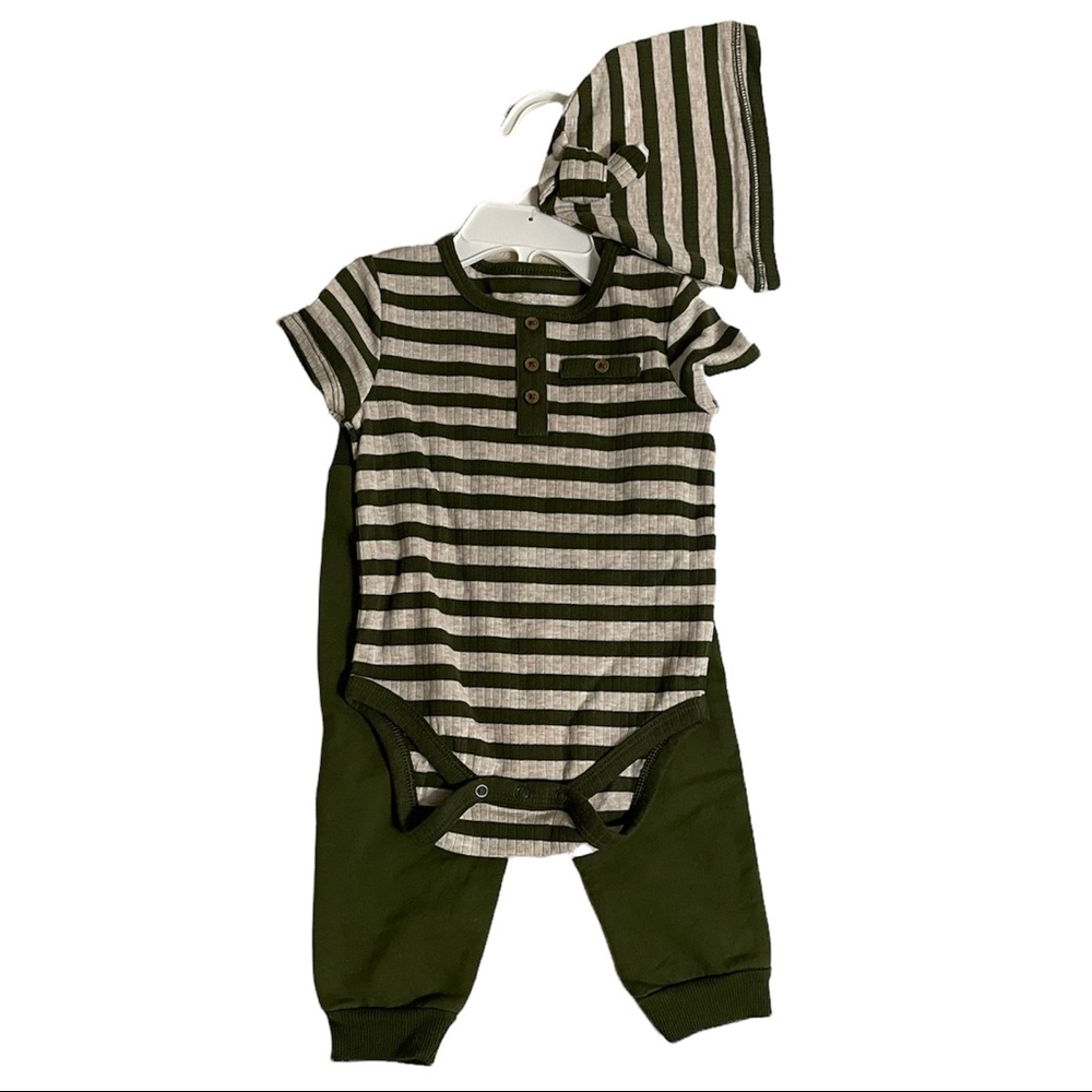 NWT Rene Rofe infant olive green and gray 3 piece outfit